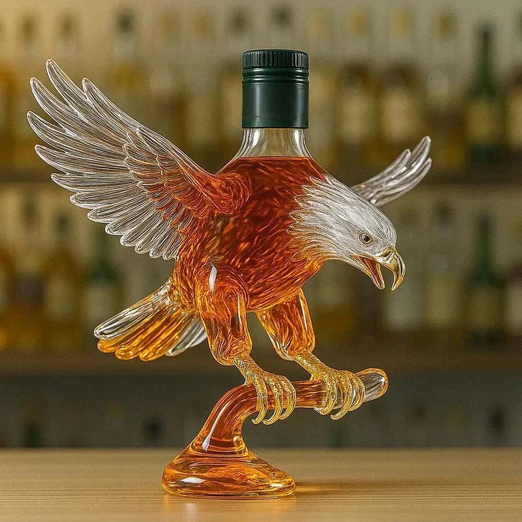 Sas Alakú Whisky Üveg Fehér Fejjel
