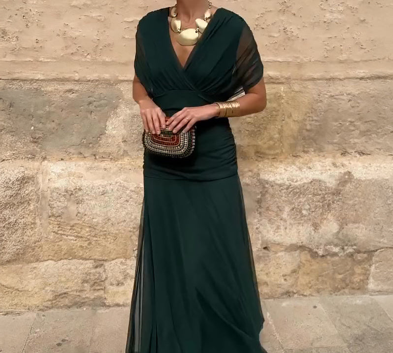 Luisa | Elegáns hosszú estélyi ruha V kivágással