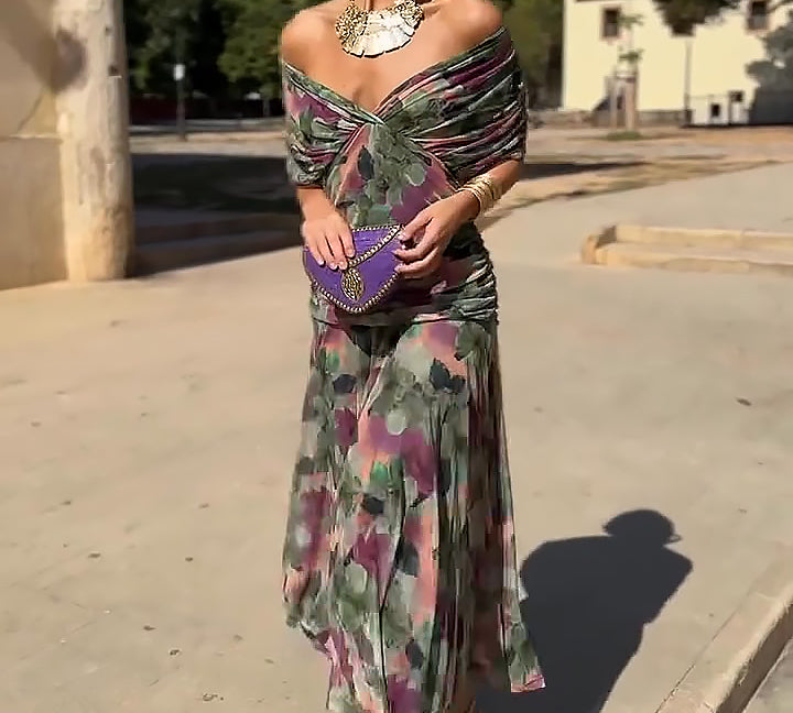 Luisa | Elegáns hosszú estélyi ruha V kivágással