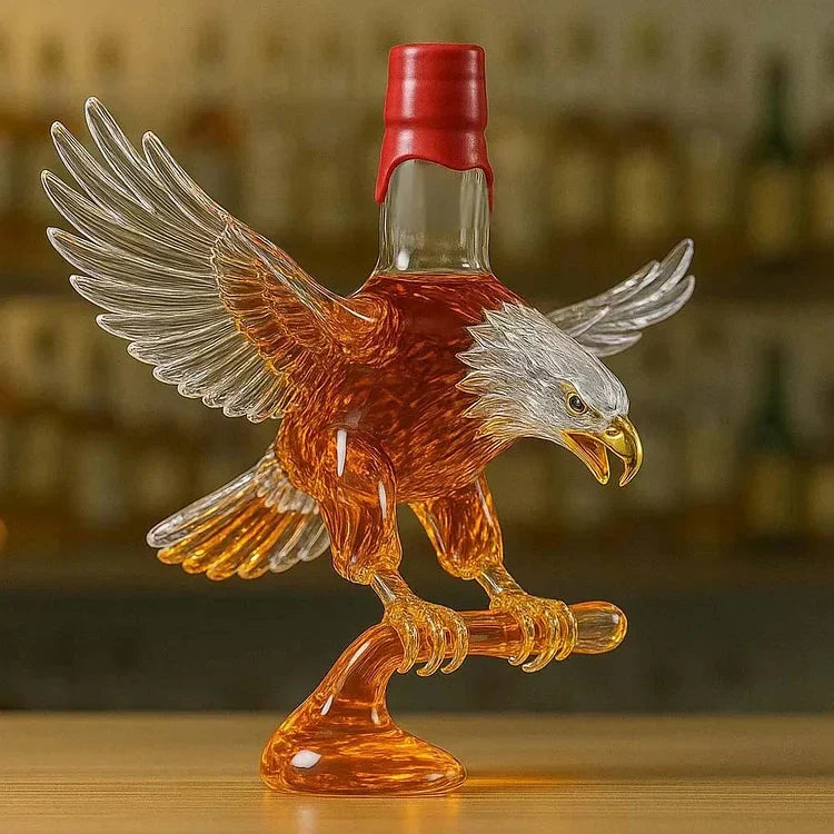 Sas Alakú Whisky Üveg Fehér Fejjel