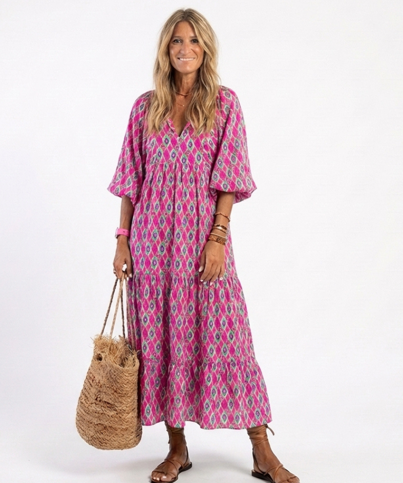 Céline | Midi ruha mintával, háromnegyedes ujjakkal és V-nyakkal