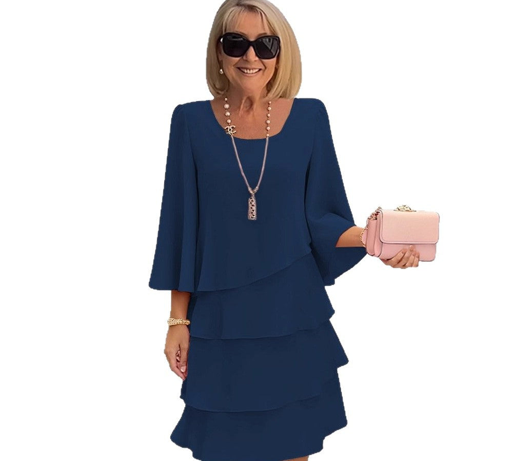 Maria – Elegáns midi ruha fodrokkal