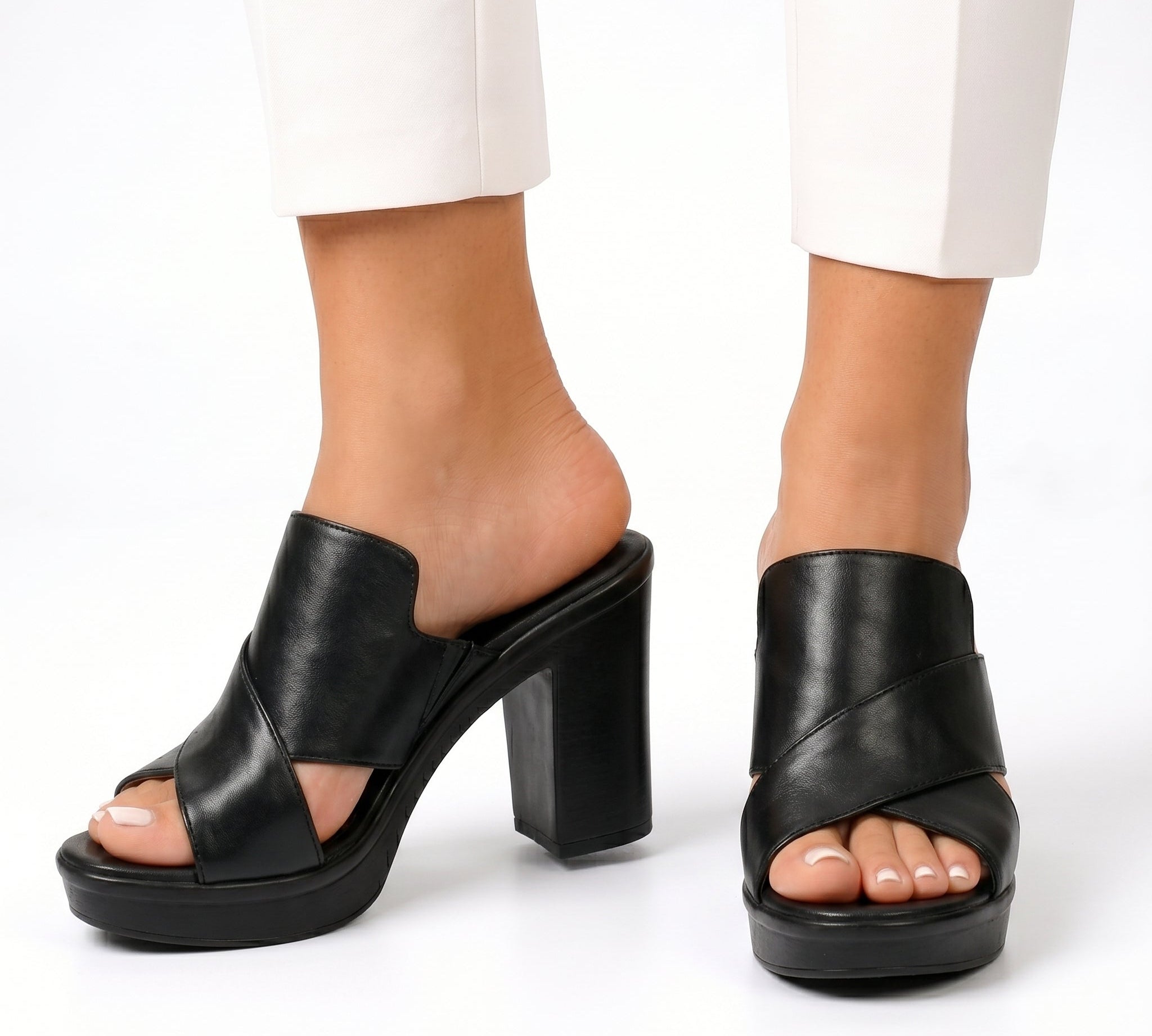 Zsófia - Magas sarkú platform szandál